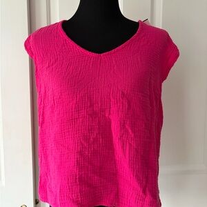 Three Dots Bright Pink Textured V-Neck Cap Sleeve Top S